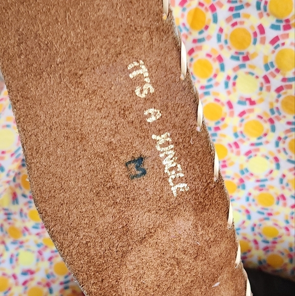 It's a Jungle Vintage Belt Artistic Elephant Belt with Design - Picture 3 of 5